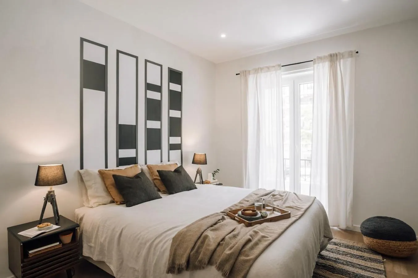 Arne - 3 Bedrooms In Alvalade Lisbon Apartment